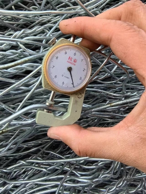 Galvanized Steel Gabion Wire Mesh White / Black